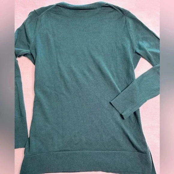 Banana Republic sweater - Picture 3 of 5